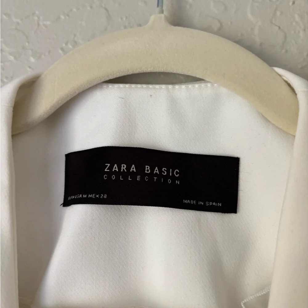 Zara White Blazer, size M - Picture 3 of 3